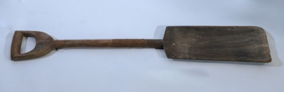 Pond shovel; STMEA:A.503