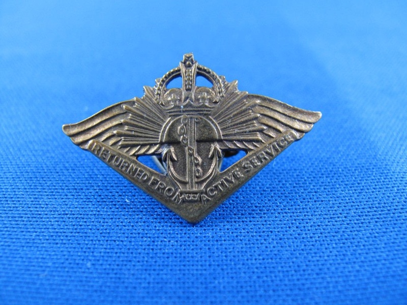 Returned from Active Service Badge; Commonwealth Government; c.1946 ...