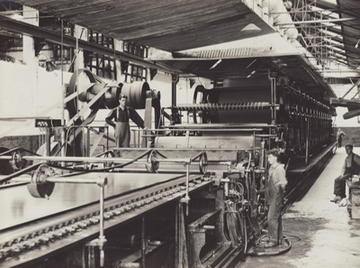Photograph, 11 of 16, Mataura Paper Mill Album [No. 4 Machine]; unknown photographer; 1924-1926; MT2012.137.11