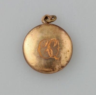 locket clara quilter unknown maker 1940 mt2015 20 76 on nz museums