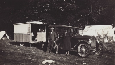 Photograph [Family with Car parked in front of an early Caravan]; unknown photographer; 1922-1940; MT2011.185.262