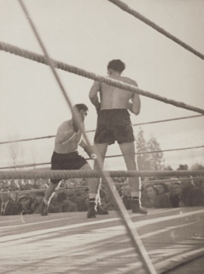 Photograph [Boxing, Jackie Marr v Roy Stevens]; Henderson, Keith Raymond; 1948; MT2013.11.2