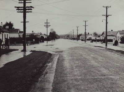 Photograph [1978 Flood, Kana Street, North]; Henderson, Keith Raymond; 1973; MT2017.18.38 
