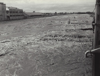 Photograph [Flood, Mataura Paper Mill, 1978] ; McDonald, Keith (Mr); 14.10.1978; MT2011.185.174