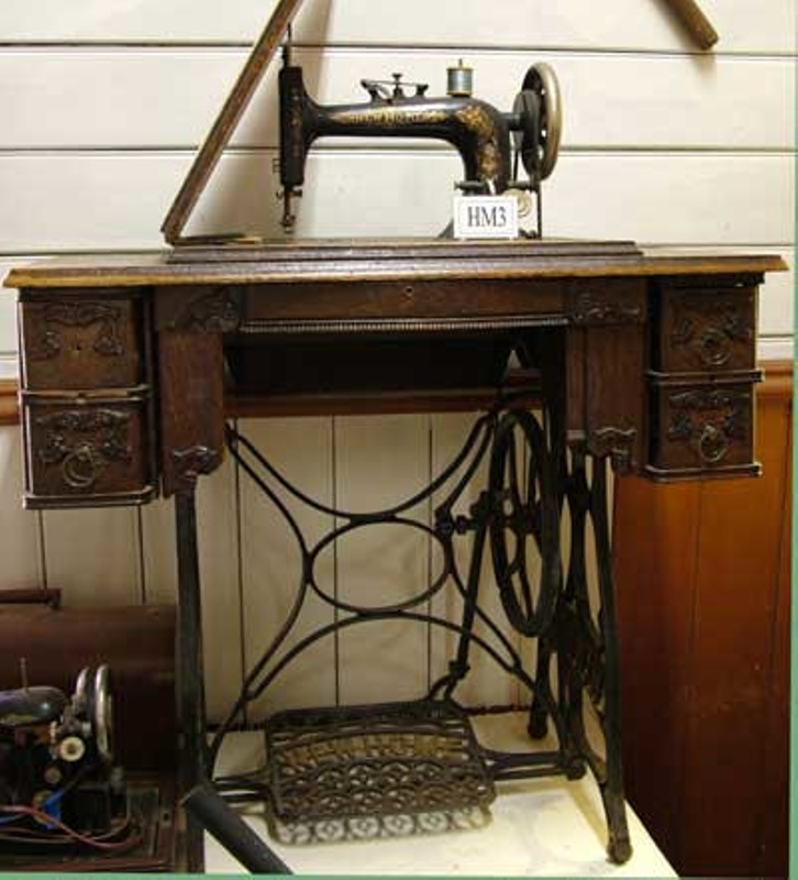 Machine, Sewing; New Home", Orange ,Massachusetts.; HM03 eHive