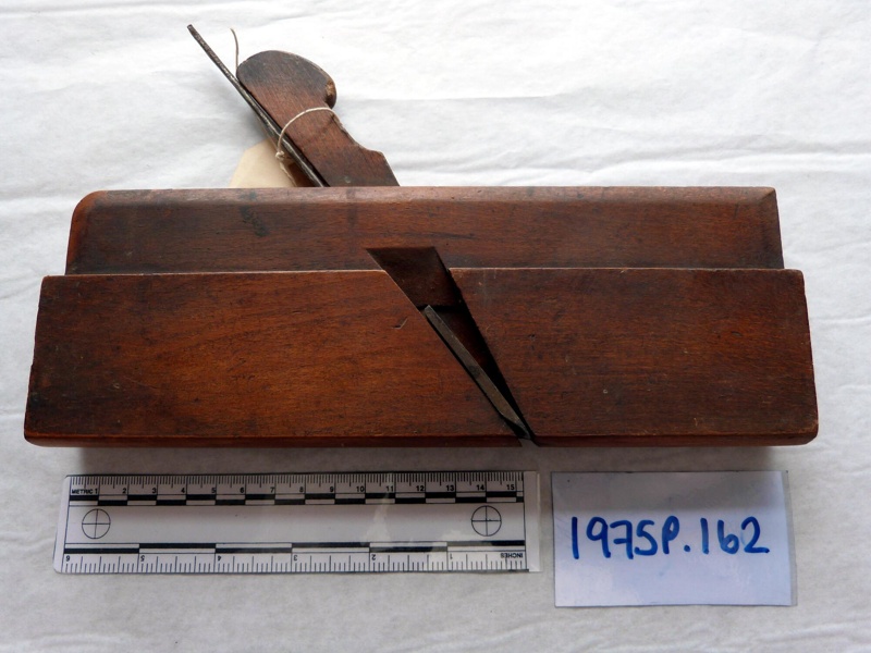 7/8/" bead plane; 1975P.162 eHive