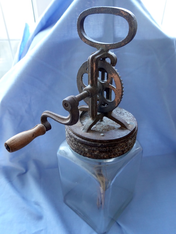 Butter Churn; C0136 eHive