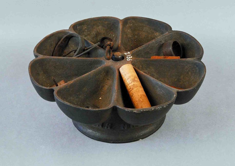 Nail Cup ; Star Heel Plate Co., Newark, NJ; 2136 | eHive