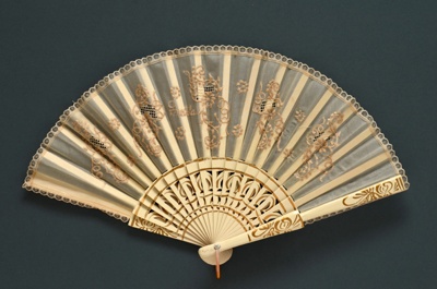 Folding Fan & Box; c. 1960; LDFAN1993.33.1 & LDFAN1993.33.2