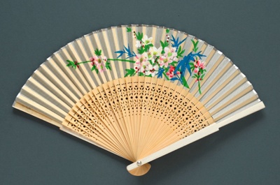 Folding Fan; 1960-70; LDFAN1993.46