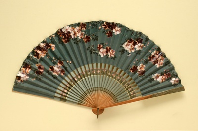 Folding Fan; LDFAN1992.95