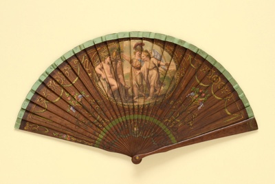 Brisé Fan; c. 1918; LDFAN1997.4
