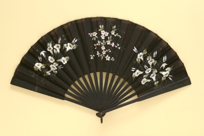Folding Fan; c. 1920; LDFAN2003.240.Y