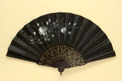 Folding Fan; c. 1870; LDFAN2003.190.Y