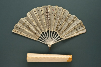 Folding Fan & Box; c.1910; LDFAN2007.3