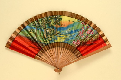 Folding Fan; c. 1920; LDFAN1999.18