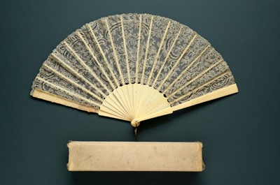Folding Fan & Box; c. 1900; LDFAN1998.34