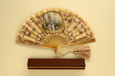 Folding Fan & Box; c. 1900; LDFAN2010.140