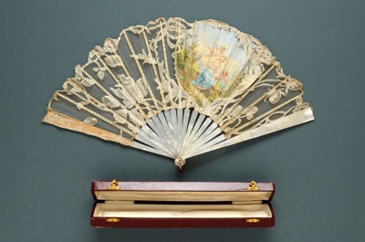 Folding Fan & Box; c. 1900; LDFAN2005.41
