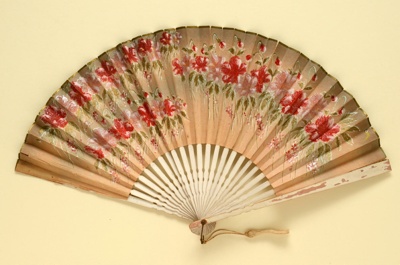 Folding Fan; c. 1910-20; LDFAN2003.357.Y