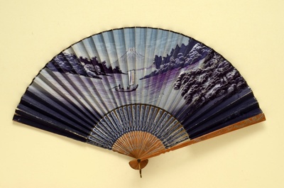 Folding Fan; 1930; LDFAN2011.114