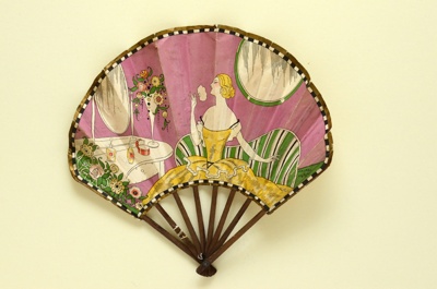 Folding fan advertising Flornicia perfume for Larbalastier; Eventails Chambrelent; c.1920s; LDFAN2007.31
