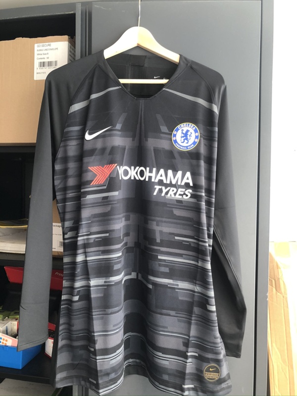 Chelsea 2019 goalkeeper kit online