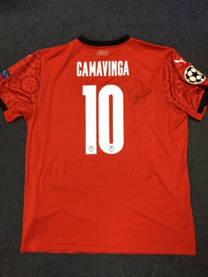 Eduardo Camavinga Rouge et Noir jusqu'en 2022 ! | Stade Rennais F.C