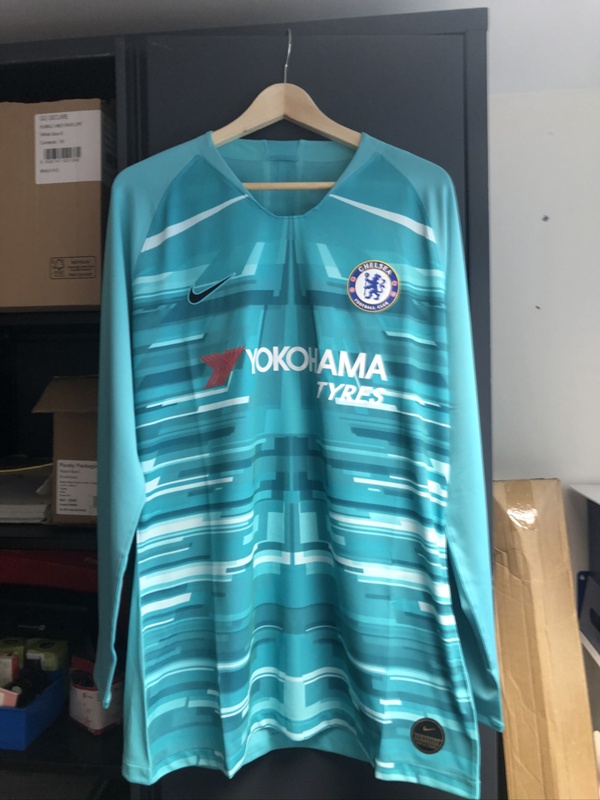 dentista emitir graduado Turquoise Chelsea goalkeeper shirt - 2019/20; Nike | eHive