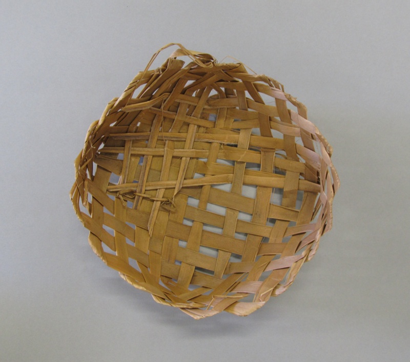 Kono (food basket); 2013.1.138 eHive