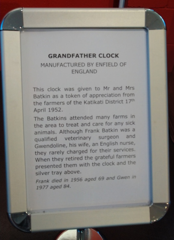 Grandfather clock; Enfield Clock Company; 19291952; 2022.1.75 on NZ