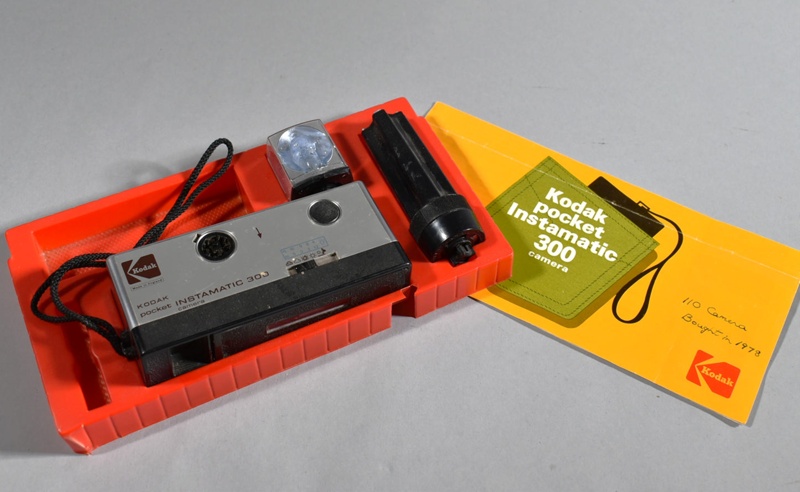 Appareil Photo Ancien KODAK Instamatic Camera 255X