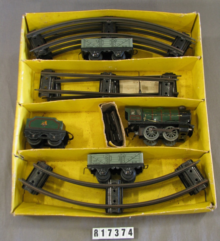 Train Set, Hornby No. 20 Goods Set, in box; Meccano Ltd.; 1957-62 