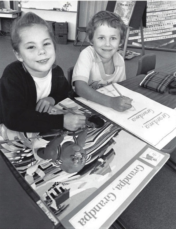 Photograph of Grade 1G children working on art at the Hilliard State