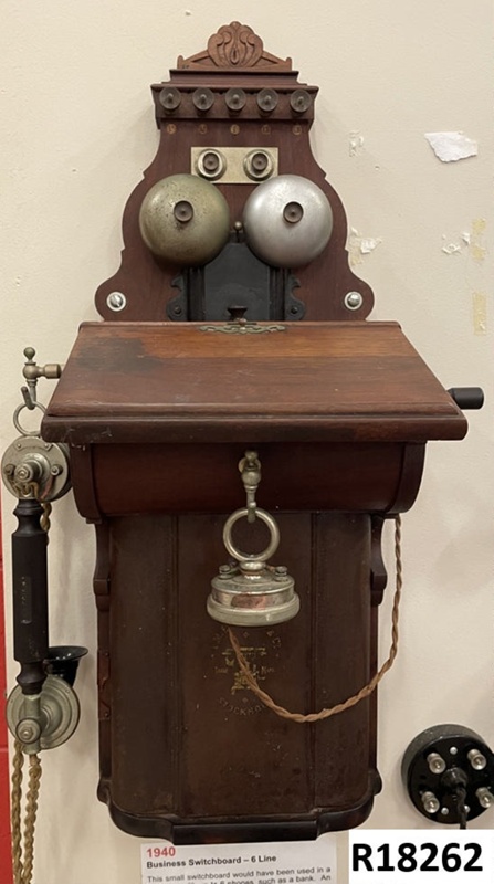 Wall Telephone - PMG - Ericsson; L.M.Ericsson; R18262 | eHive Wall Telephone - PMG - Ericsson; L.M.Ericsson; R18262 | eHive