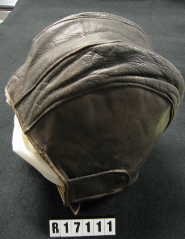 Motorcycle Helmet; Stage Leathergoods; C 1930s; R17111 | eHive