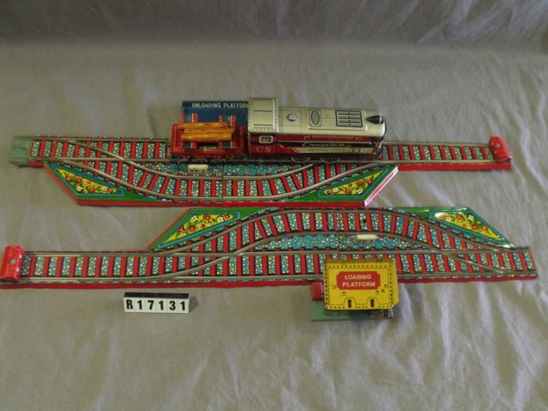 Shunting train set, tinplate, battery, Yonezawa ; Yonezowa; R17131 