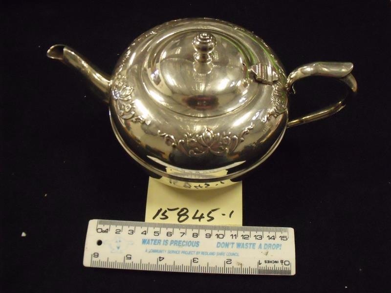 Teapot with strainer insert; James Deakin & Sons (Possibly); c1930s
