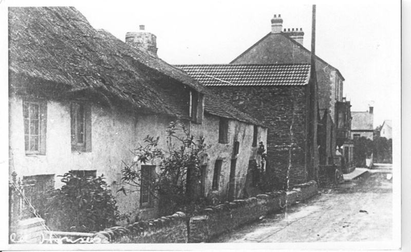 Combe Martin street scene; 1900-1920; 31-99123 | eHive