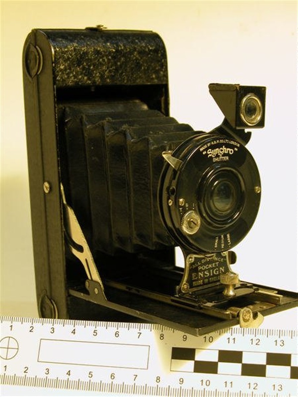 Ensign Camera Prov Pat No.23500 1926. SYNCHRO A Shutter, H B M Co Ltd ...