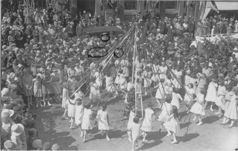 Old English Fair, South Molton; 15/6/1932; 602 eHive