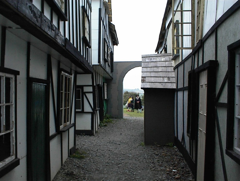 Pudding Lane complete; 2000; 3 eHive