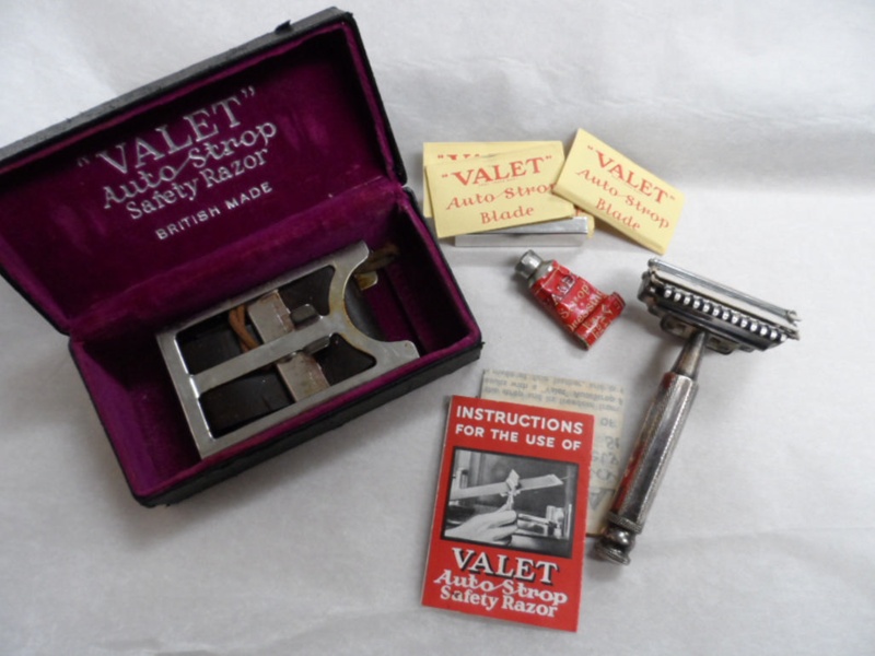 'Valet' auto strop safety razor in box; c1925; 1439 | eHive