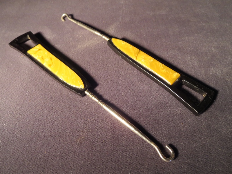 Button Hooks (Matching); 014.0132.0002 eHive