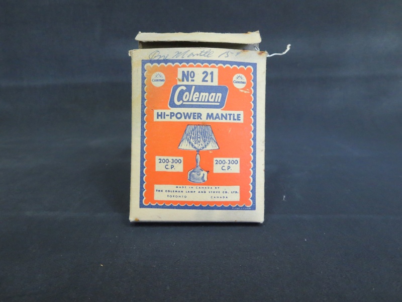 Coleman Hi-Power Mantle Box ; Coleman: Stove and Lamp Co