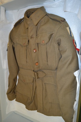 WW1 military uniform; c.1918; BMHC_10895 on eHive