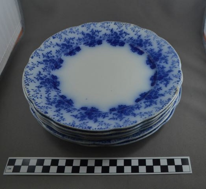 Dinner plates; Ridgways; c. 1895; GSM_02059 eHive