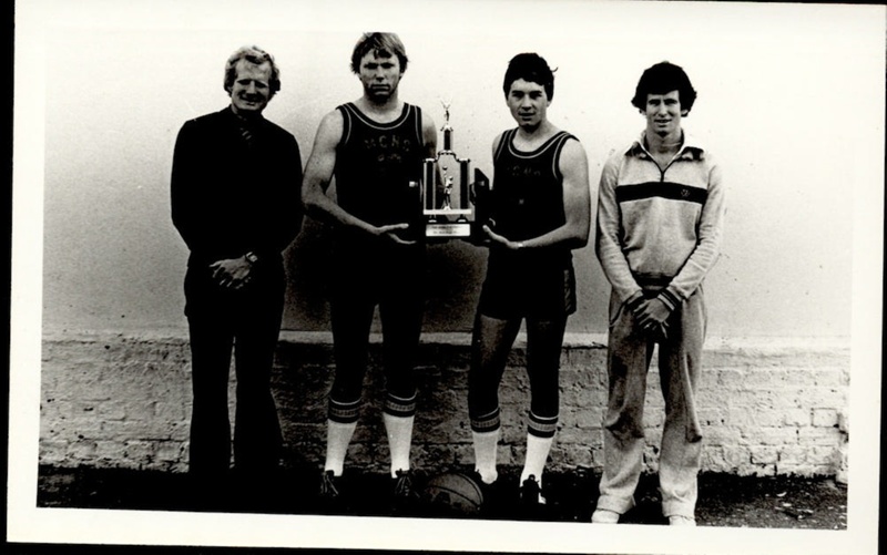 Photographs 1982 Basketball Champions.; 1982; 106.26 eHive