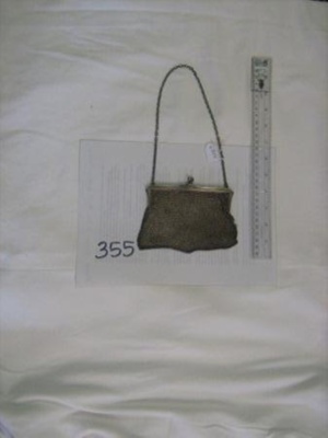 Mesh handbag; SH1972-355