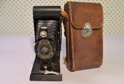 Camera; Eastman Kodak Company; SH1978-1410